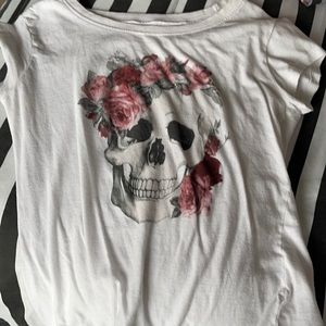 Skull shirt